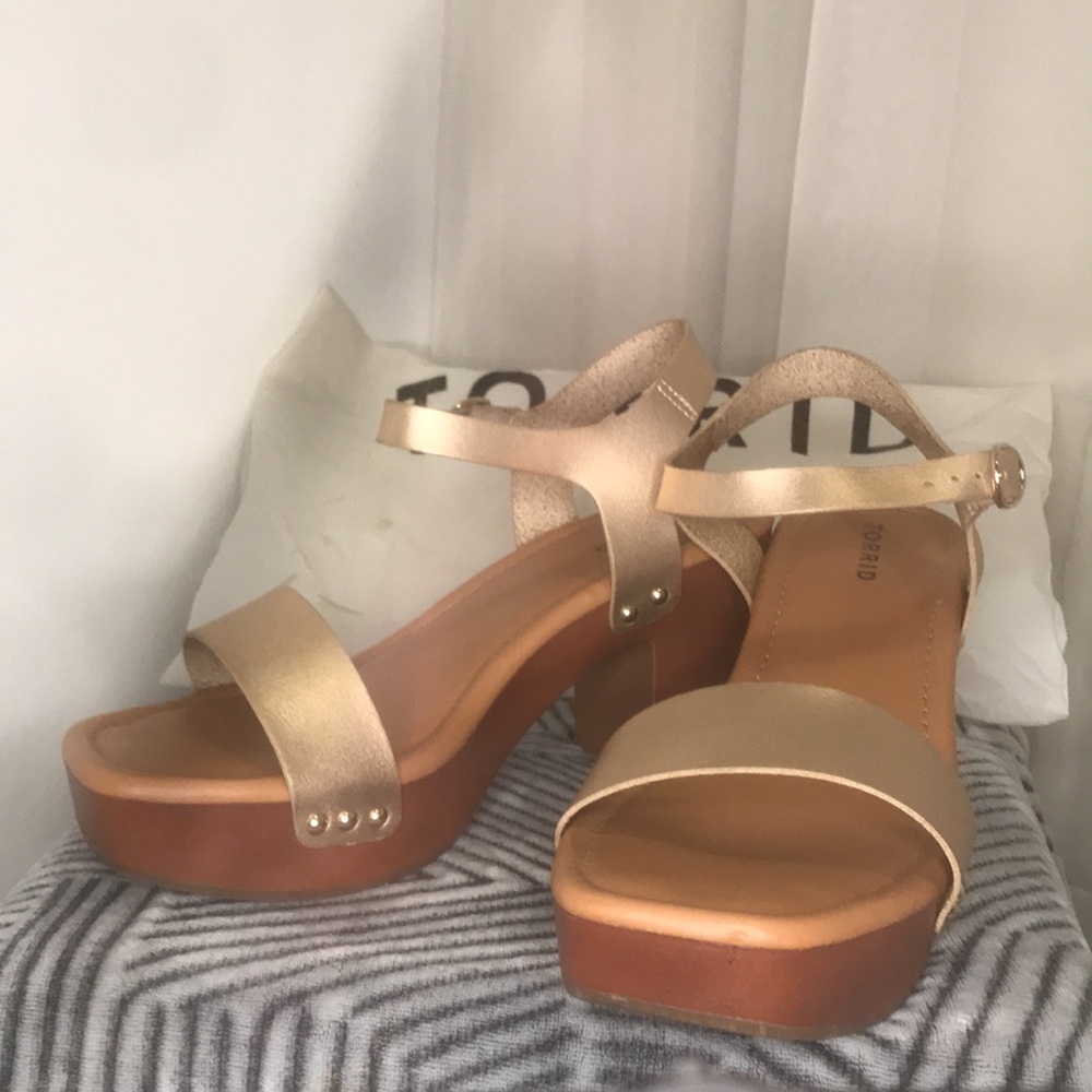 🔥torrid🔥 heels - Picture 5 of 8